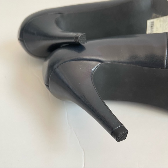 Style & Co. Women’s High Heels Navy Blue Round Toe Pumps 7.5 - Picture 6 of 6